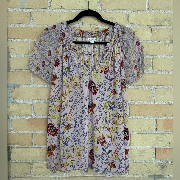 Velvet by Graham & Spencer Floral Blouse - Picture 1 of 3